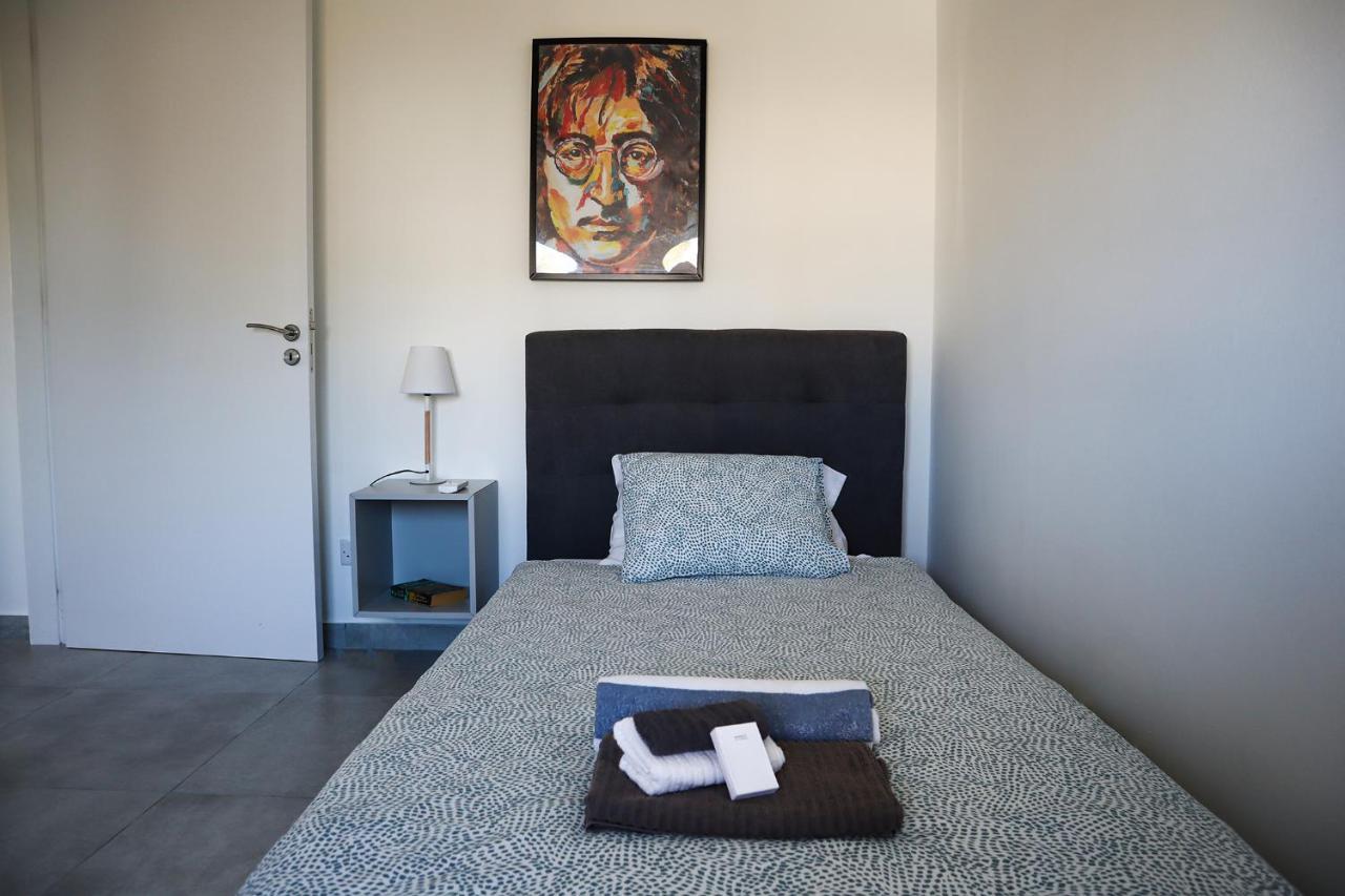 Alex'S Vacation Suite - 100M From The Beach - 6 Guests Paphos 外观 照片