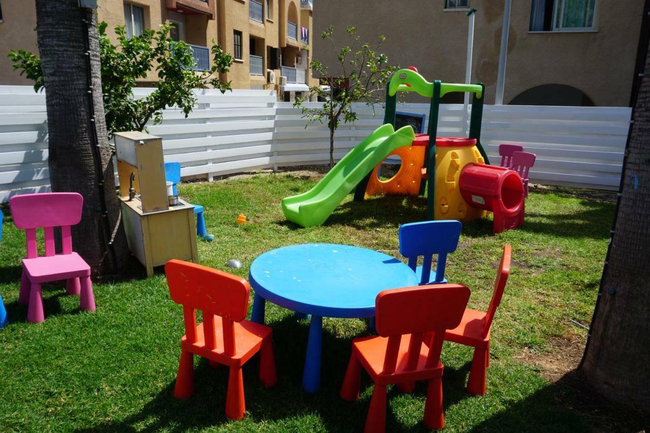 Alex'S Vacation Suite - 100M From The Beach - 6 Guests Paphos 外观 照片