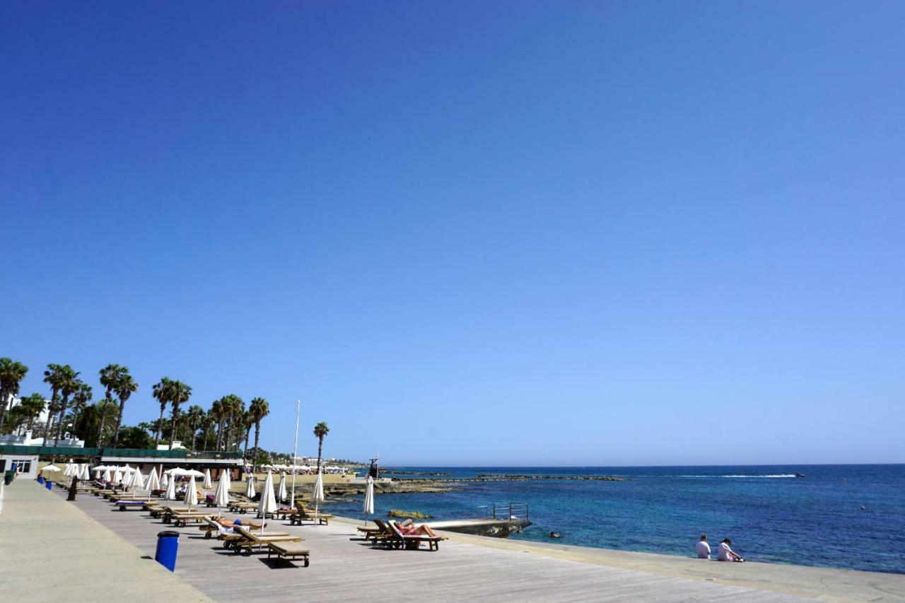 Alex'S Vacation Suite - 100M From The Beach - 6 Guests Paphos 外观 照片